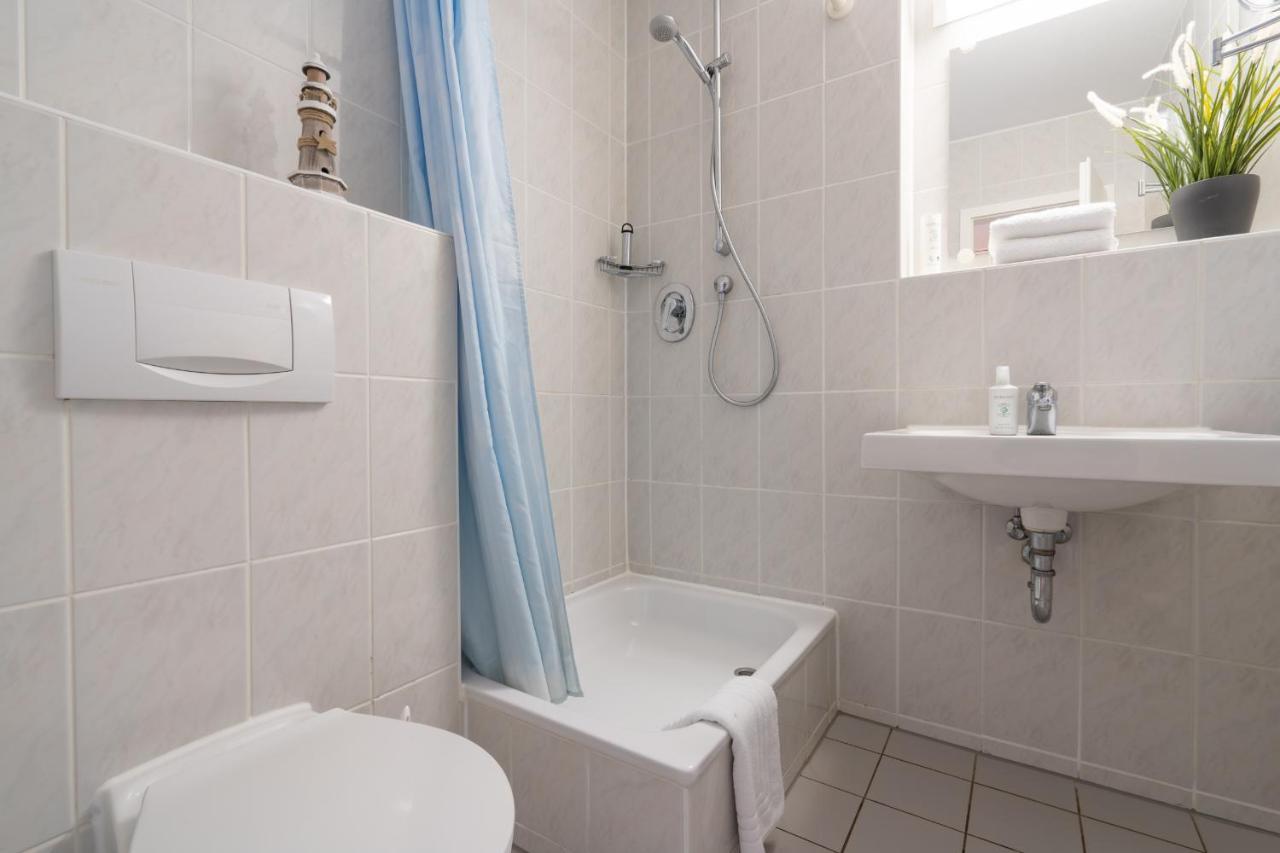 Feriendorf Rugana - Klassik 1-Raum Appartement Mit Terrasse B24 Dranske Zewnętrze zdjęcie